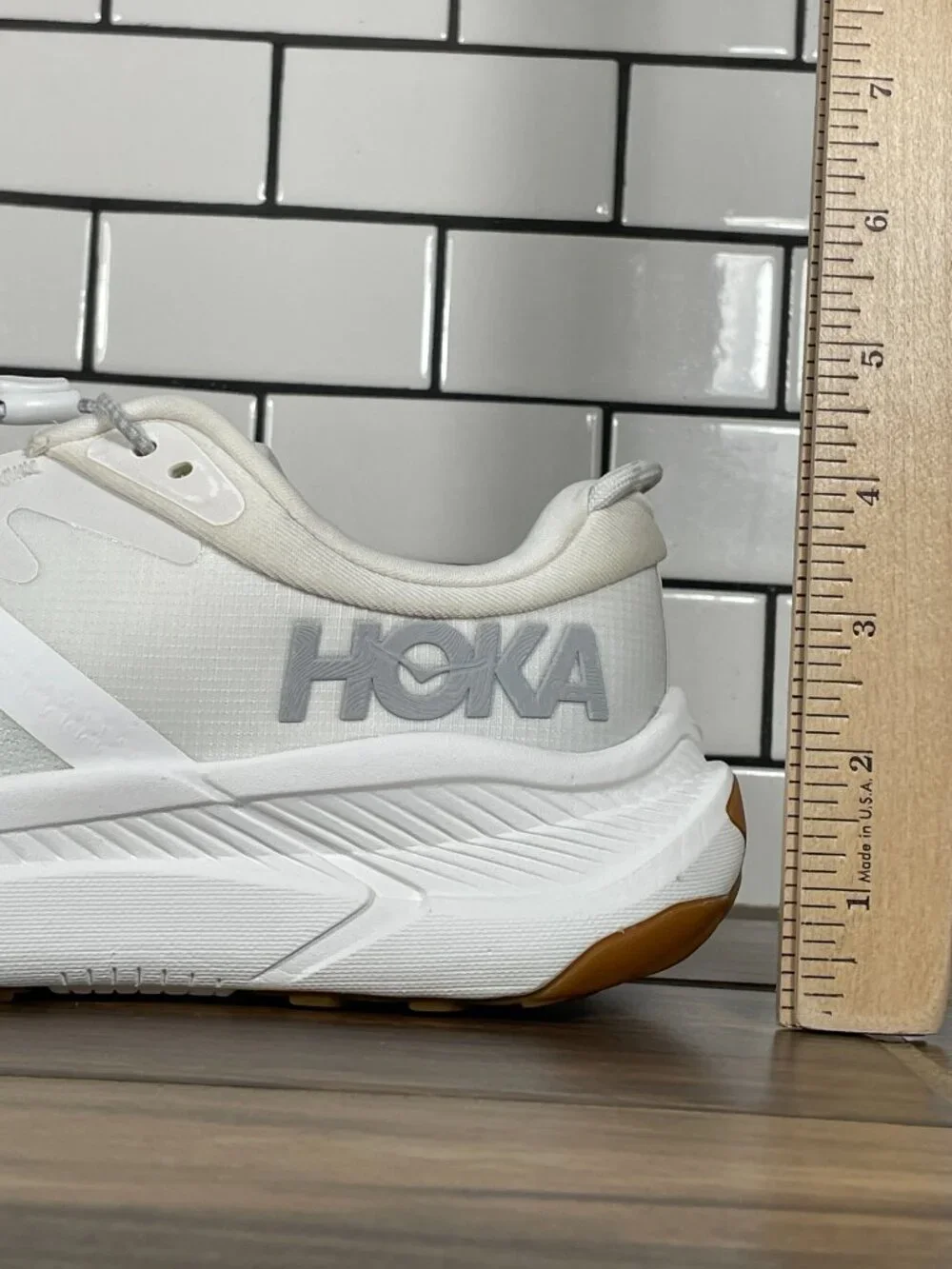 Hoka One One Transport Running Shoes Womens 8.5 White All Terrain Vibram Sneaker